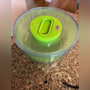 Zyliss Easy Spin Salad Spinner